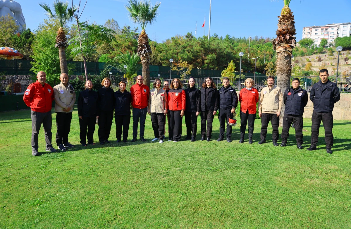 Karabağlar’da KAR-KUT ekibi sahaya indi