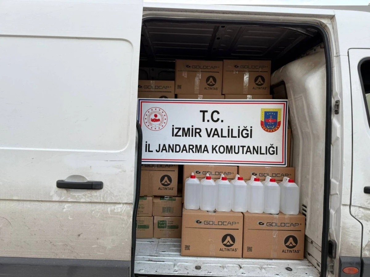 Karşıyaka’da jandarmadan sahte içki baskını