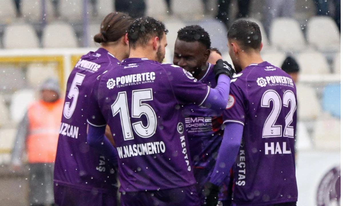 Ke&ccedil;i&ouml;reng&uuml;c&uuml; Ankara&rsquo;da farka koştu