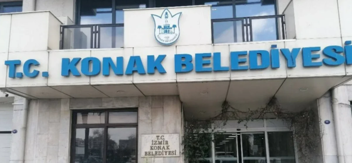 Konak Belediyesi meclisinde taşıt kiralama tartışması g&uuml;ndeme geldi