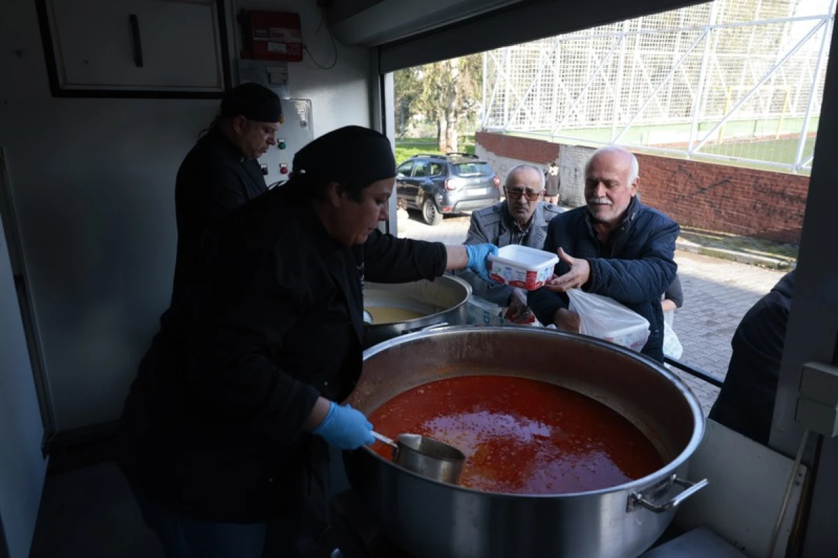 Konak Belediyesi Ramazan buluşmalarına Zafertepe&rsquo;den başladı