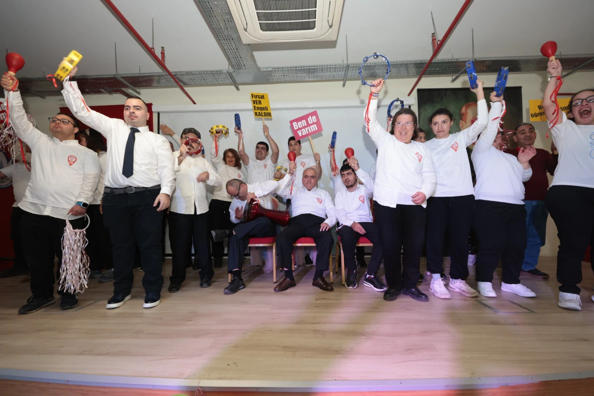 Konak Belediyesi’nden engellilere anlamlı etkinlik