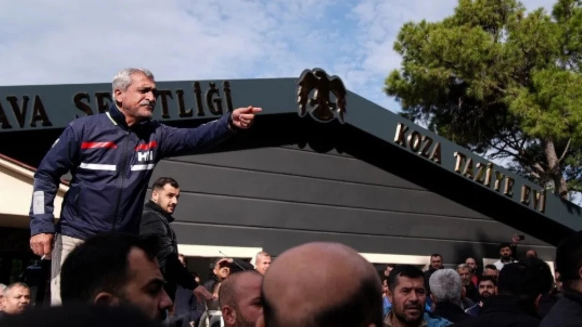 Konak’ta Mahalleli ve Ekipler Arasında GerginliK