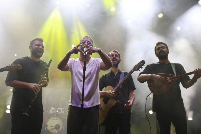 Koray Avcı’dan Tavas Zeybek’te unutulmaz konser