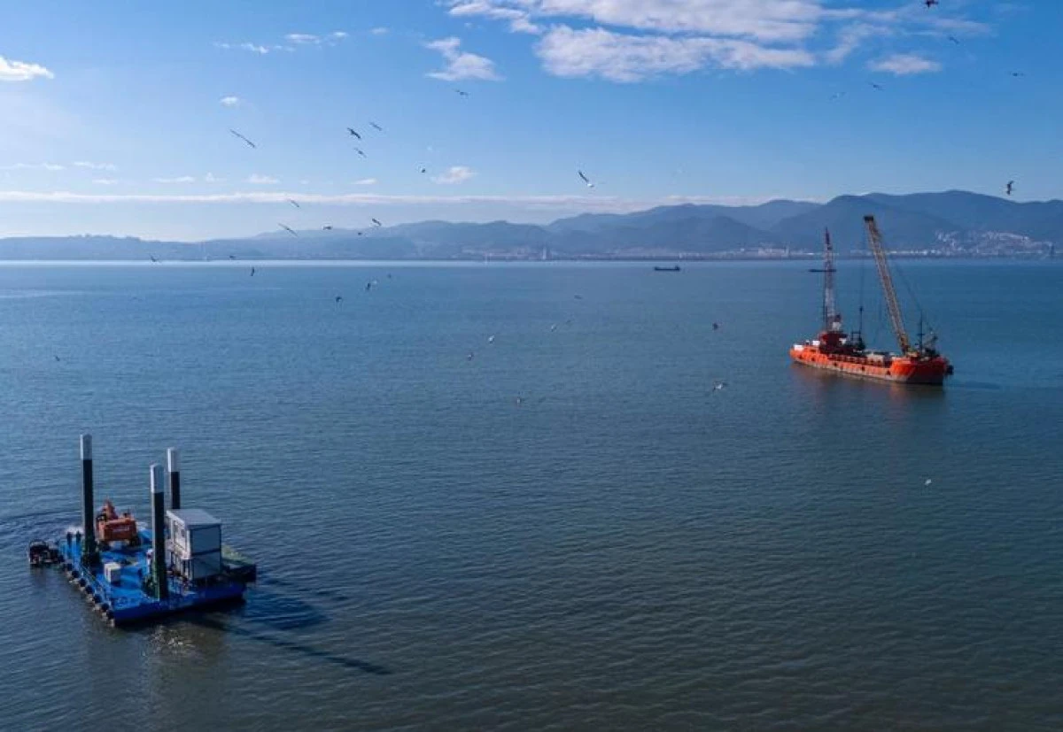 K&ouml;rfez&rsquo;de &ccedil;evre &ccedil;alışmasında 1 milyon ton &ccedil;amur &ccedil;ıkarıldı