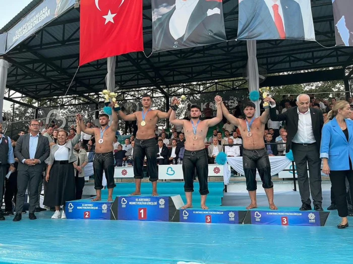Kula’nın Pehlivanı Türkiye’de Birinci