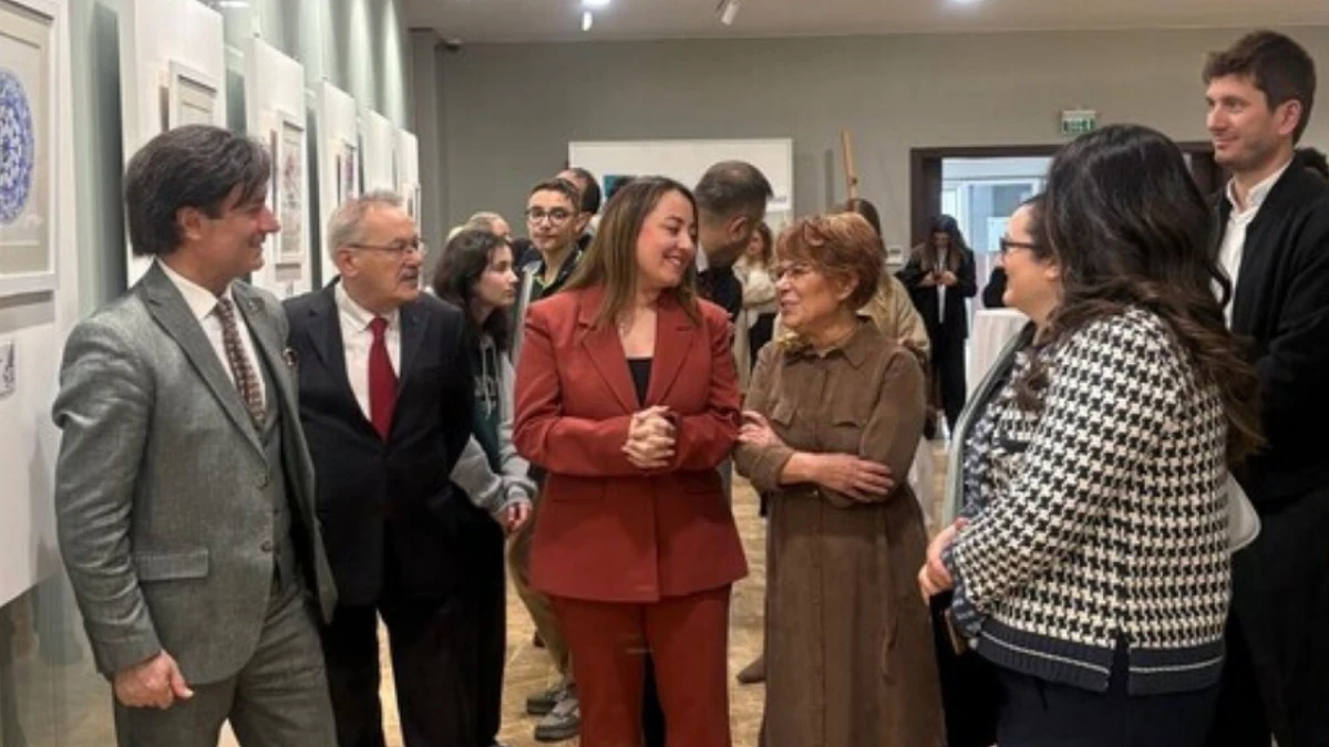 Kütahya’da “Doğanın Pulu” sergisi sanatseverlerle buluştu