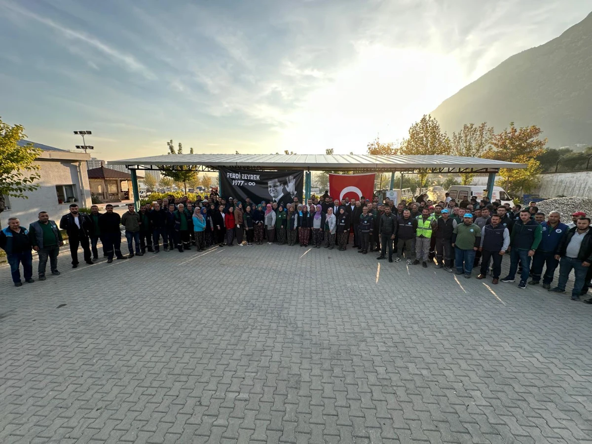 Manisa Büyükşehir Belediyesi’nden Ferdi Zeyrek anısına lokma hayrı