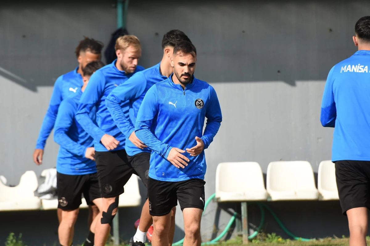 Manisa FK, Sarıyer Maçı Öncesi Hazırlıklarını Tamamladı