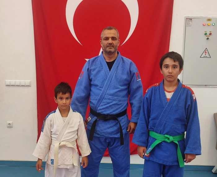 Manisa’da Baba ve Oğulları Judoda Başarıya Yürüyor