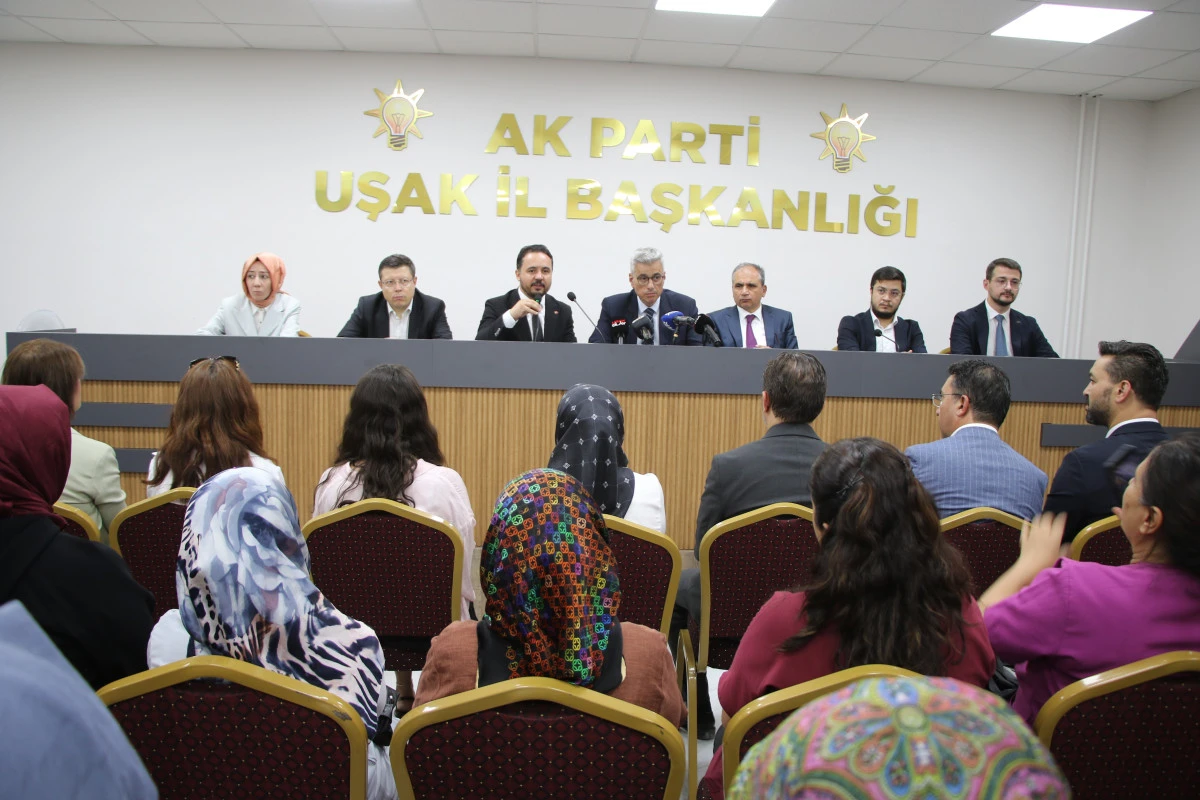 Memişoğlu Uşak Ziyaretinde Sağlıklı Toplum Hedefini Paylaştı