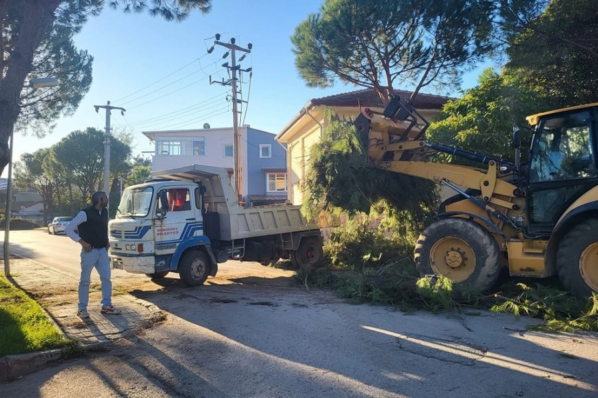Menderes Belediyesi’nden Büyük Temizlik Seferberliği