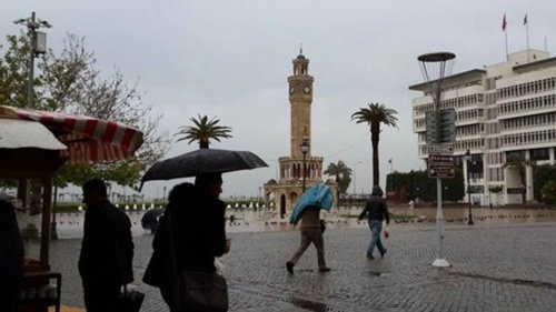 Meteorolojiden İzmir'e Uyarı: Sıcaklıklar Düşüyor, Yağmur Geliyor!