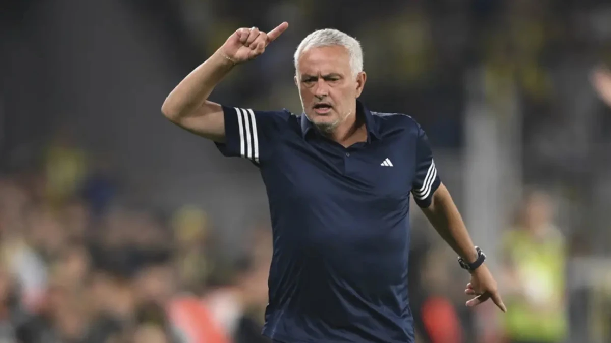 Mourinho ayrıldı, Fenerbahçe hisseleri değer kazandı