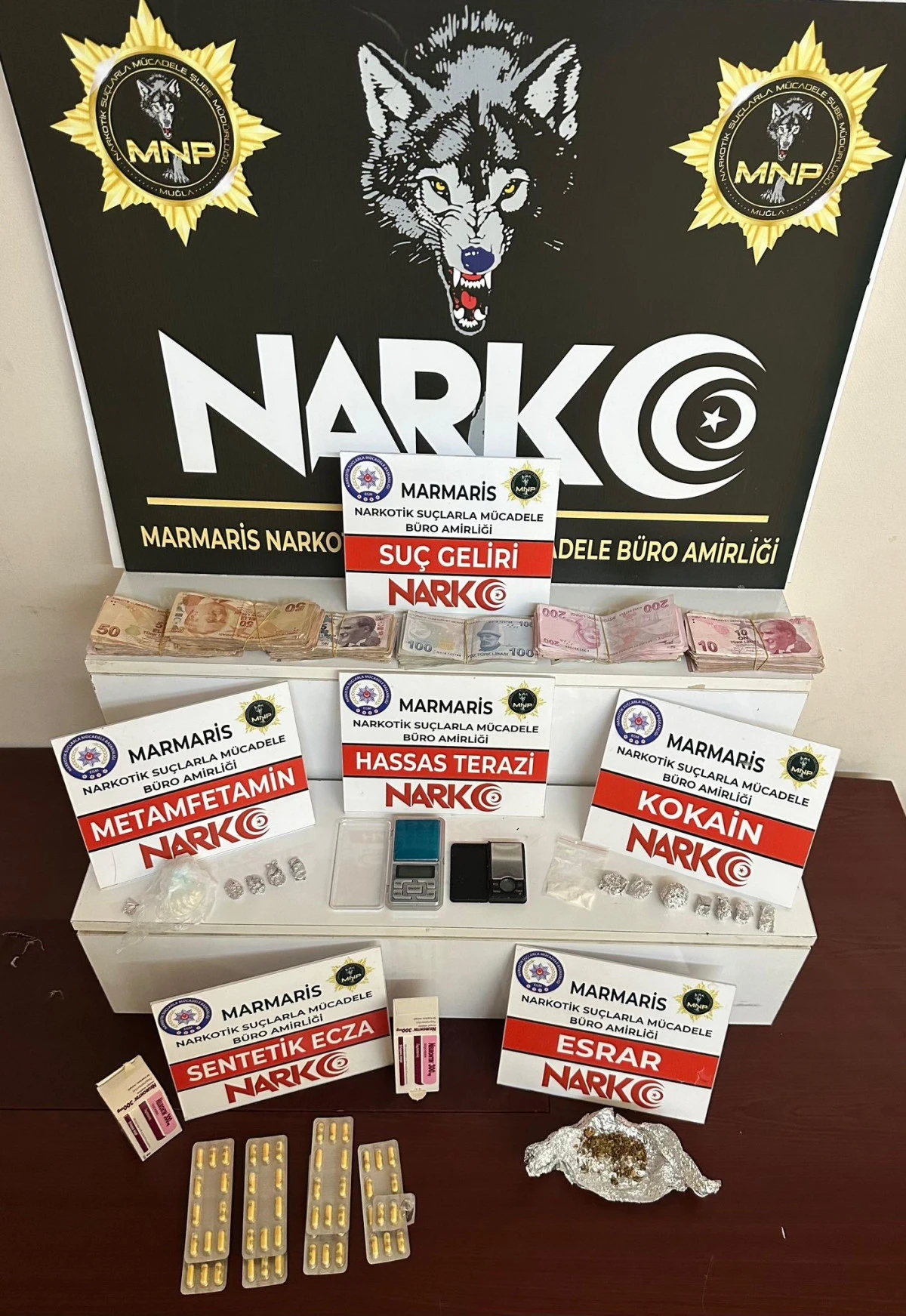 Muğla polisi Marmaris’te 3 kişiyi tutukladı