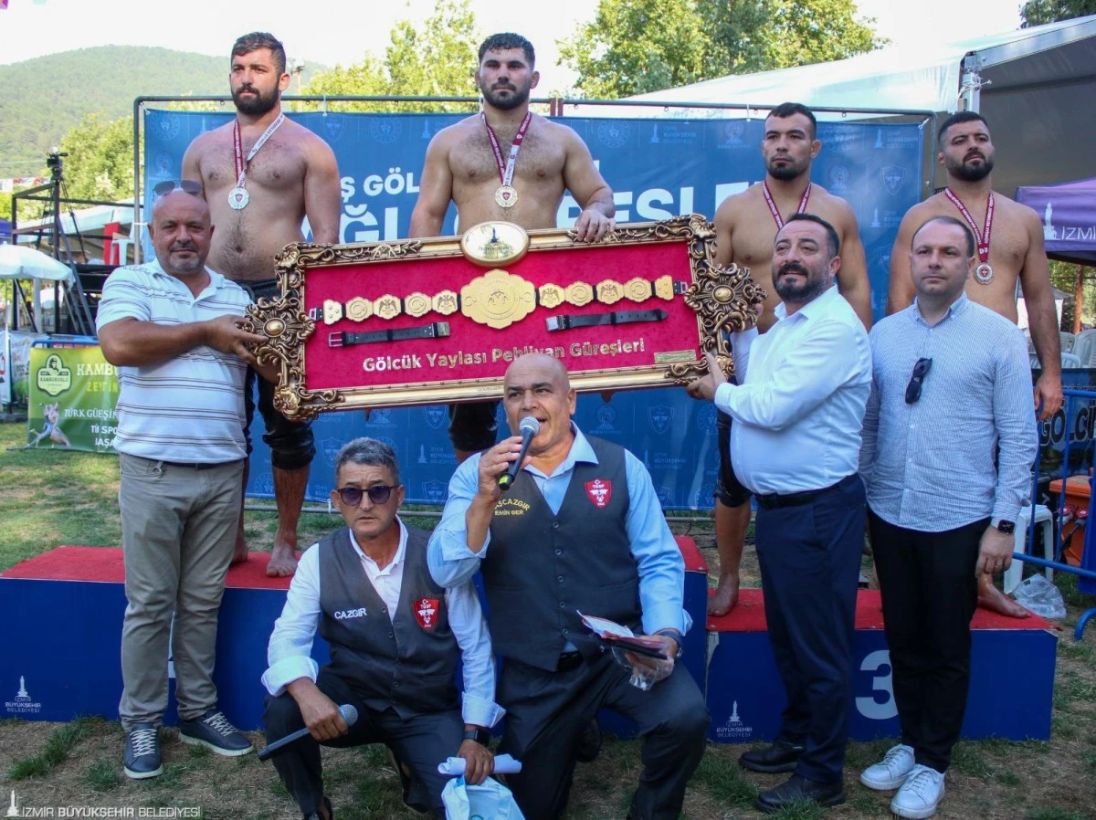 Ödemiş Yağlı Güreşleri’nde başpehlivan Erkan Taş