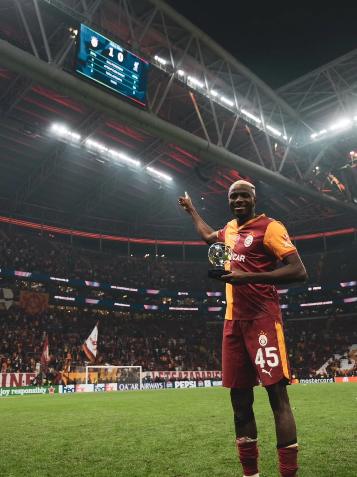 Osimhen Takımdan Ayrı Çalıştı!
