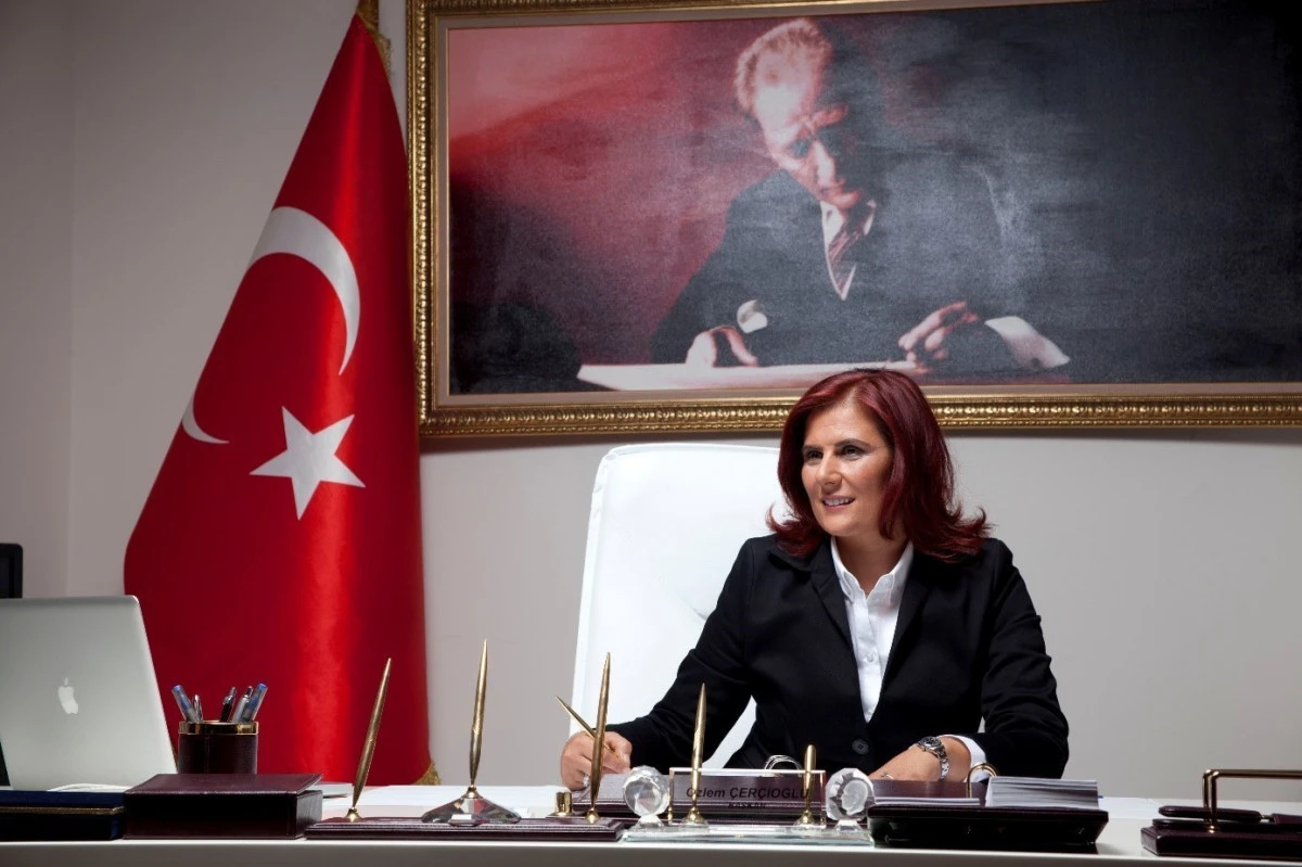 Özlem Çerçioğlu CHP’den istifa etti