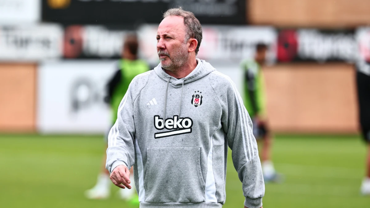 Sergen Yalçın Beşiktaş’ta sol bekleri yetersiz buldu