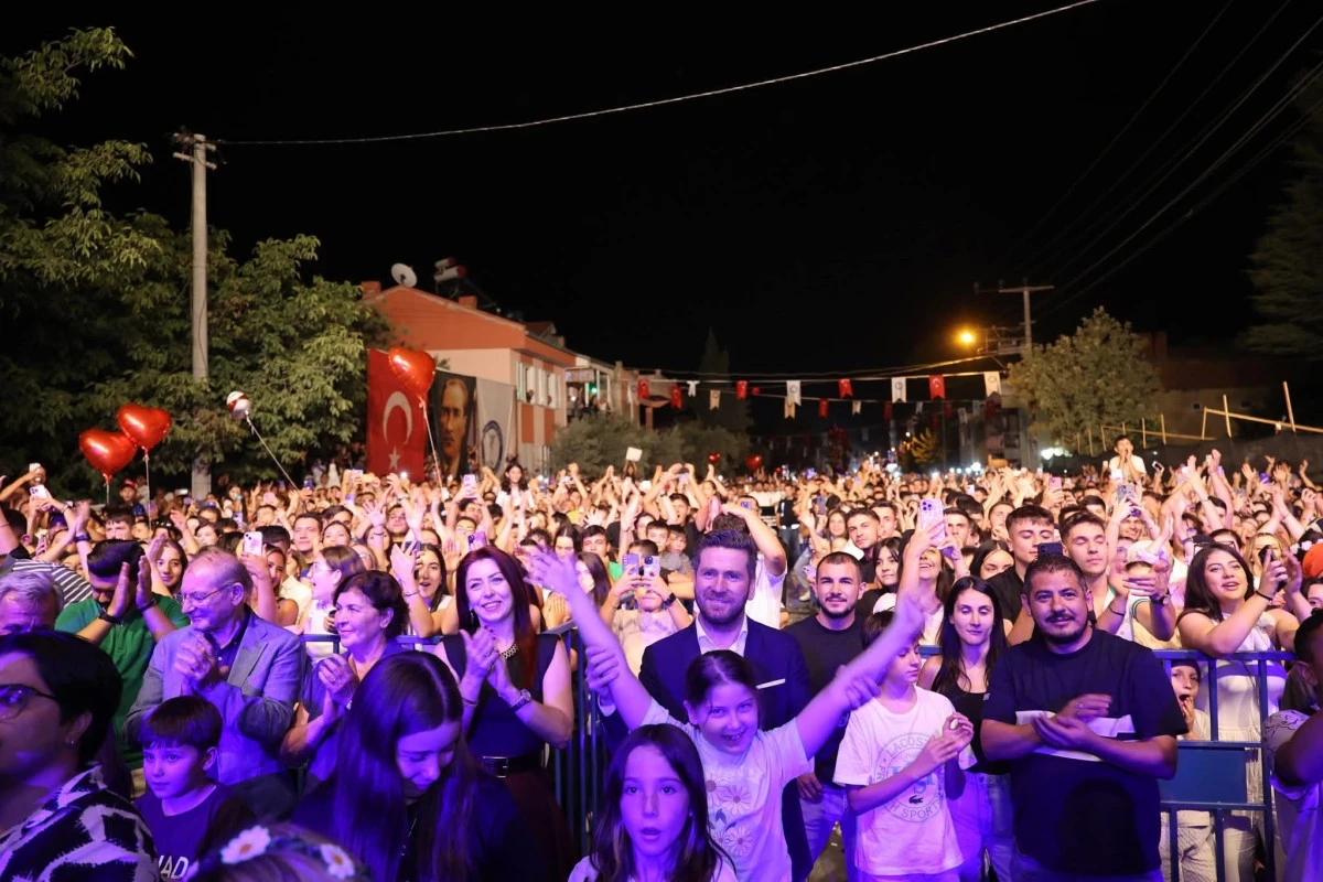 Tavas Zeybek Festivali’nde Reynmen rüzgarı