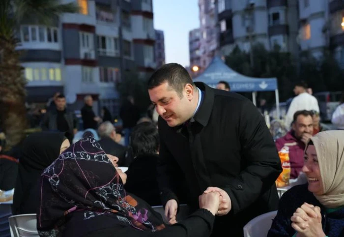 Torbalı&rsquo;da 4 bin kişi iftar sofrasında bir araya geldi