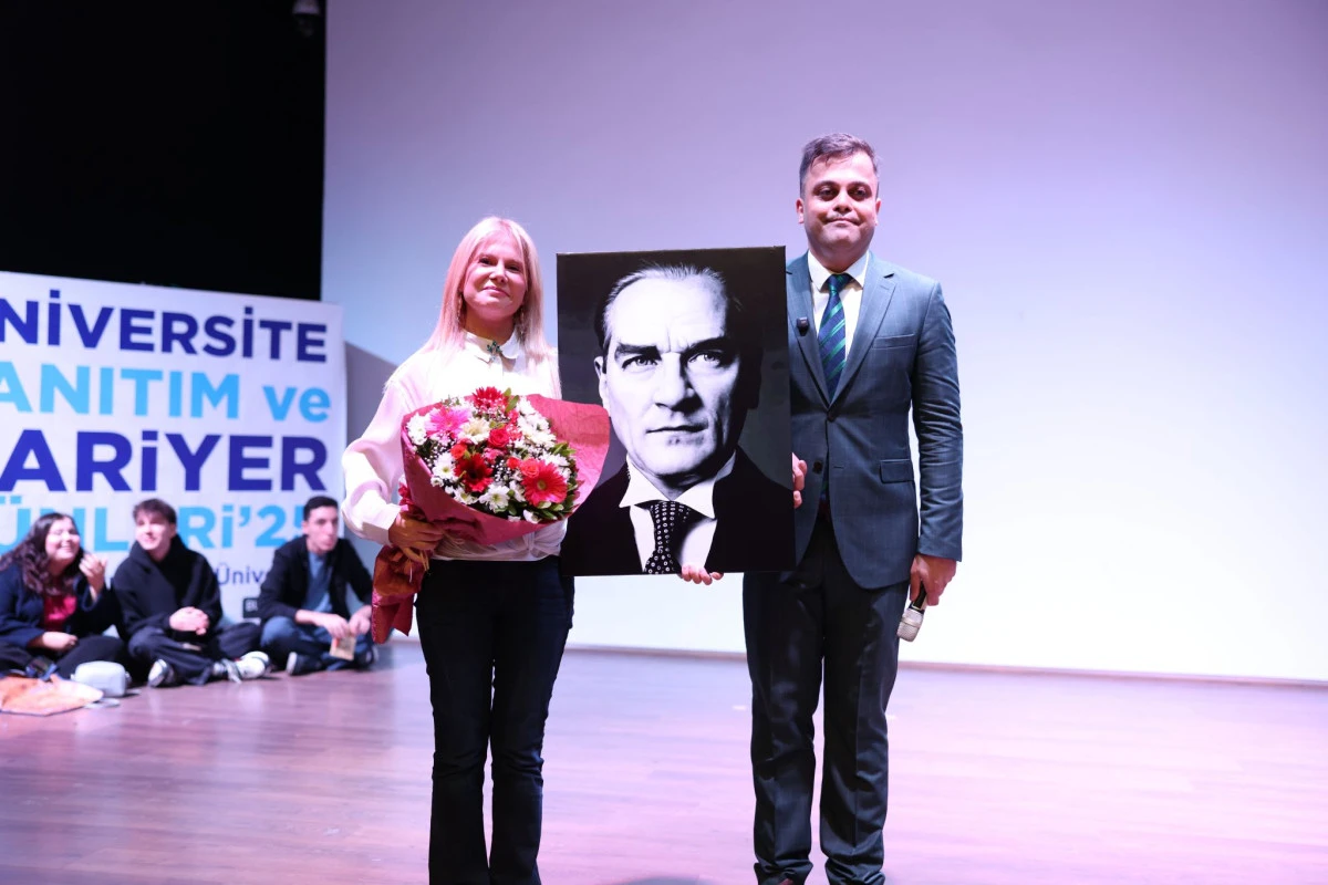 Torbalı’da gençler geleceğe ışık tutan etkinlikte buluştu