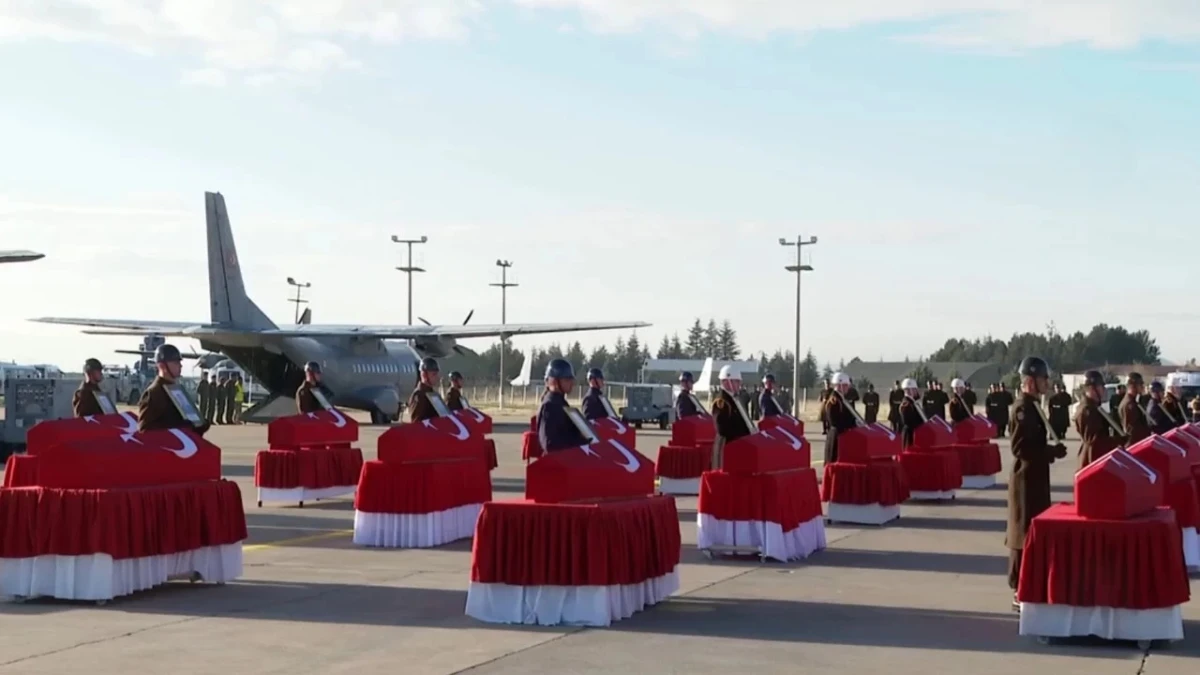 Türkiye Şehitlerini Uğurluyor