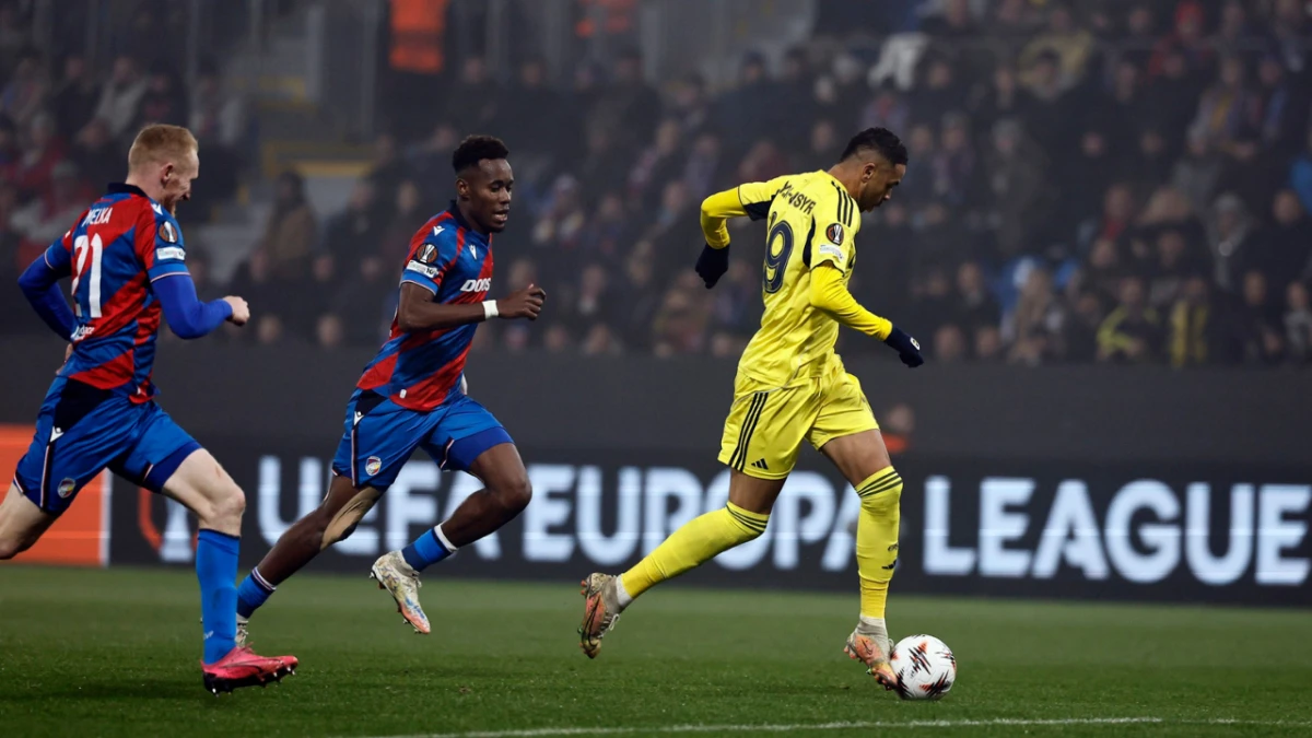 UEFA'dan Fenerbahçe ve Viktoria Plzen'e ceza!
