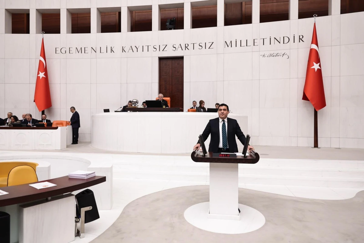 Ulaş Karasu&rsquo;dan iktidara emekli maaşları &uuml;zerinden sert eleştiri