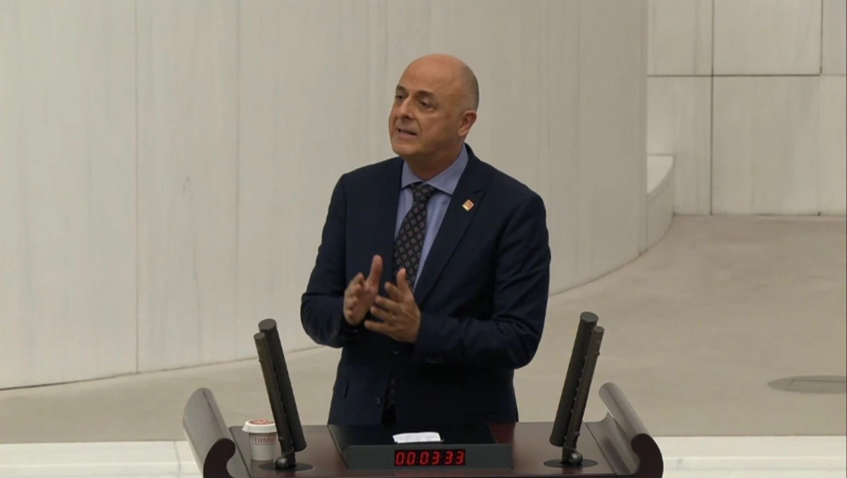 &Uuml;mit &Ouml;zlale&rsquo;den en d&uuml;ş&uuml;k emekli maaşı tepkisi