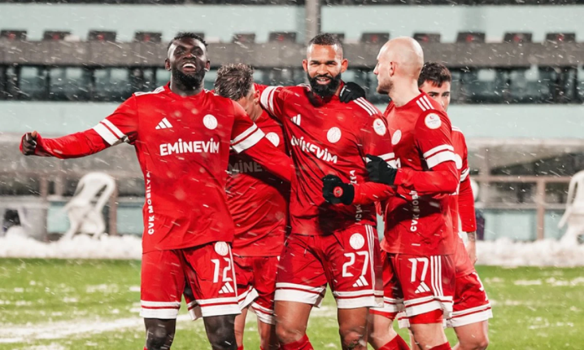 &Uuml;mraniyespor, Serikspor&rsquo;u farklı ge&ccedil;ti