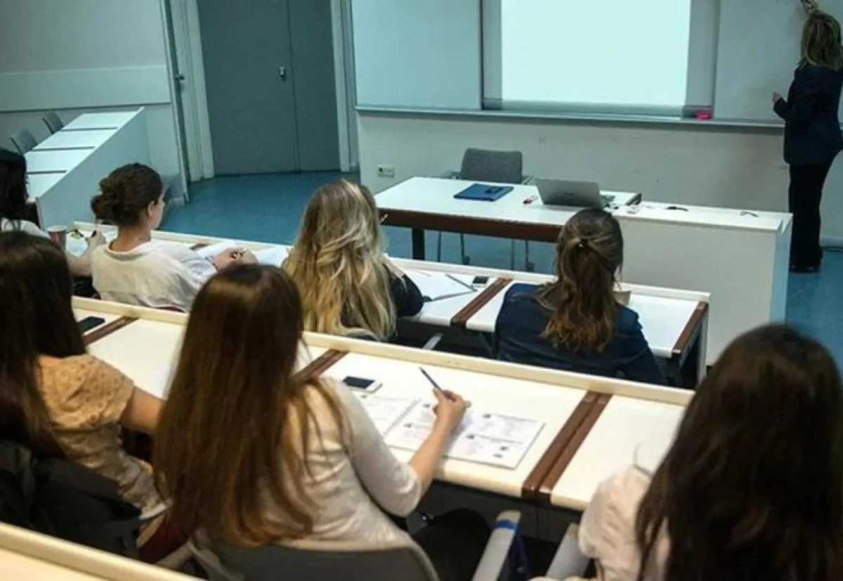 &Uuml;niversite eğitim s&uuml;resi değişiyor mu? Y&Ouml;K&rsquo;ten resmi a&ccedil;ıklama