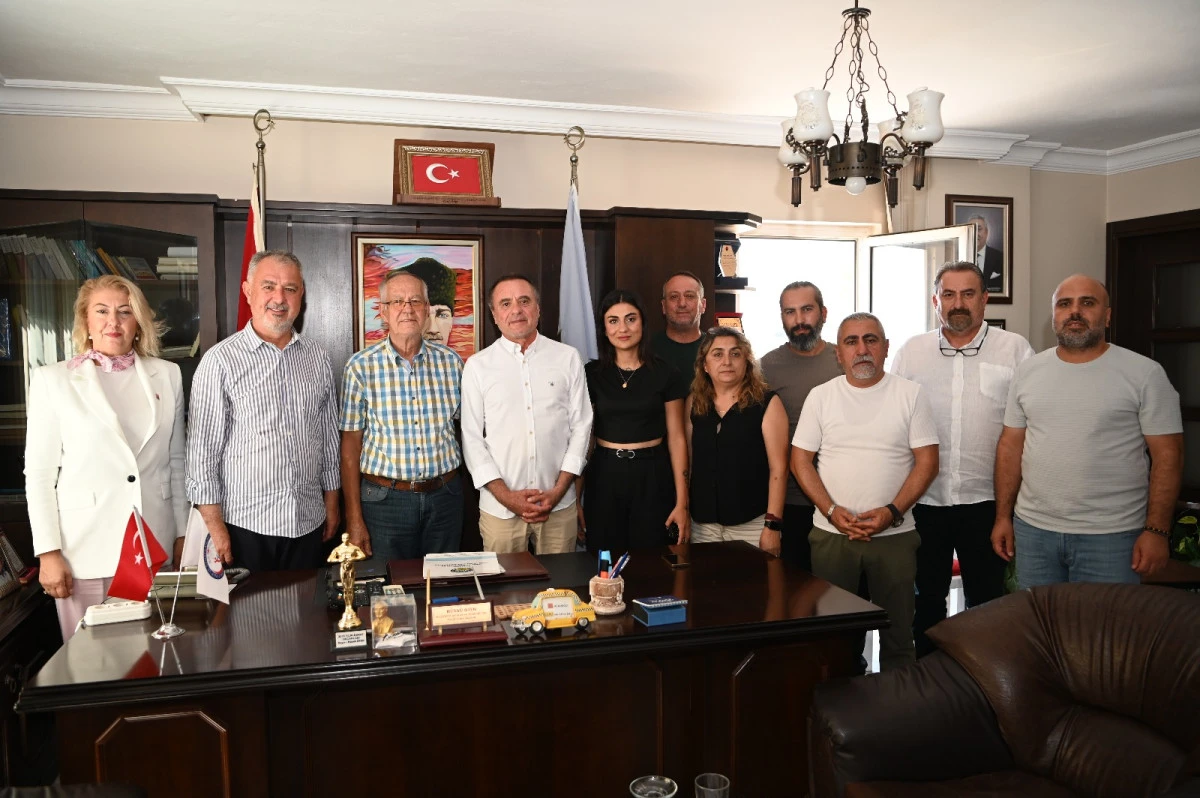 Vekil uzun  bir dizi ziyaret için Kuşadası'na geldi