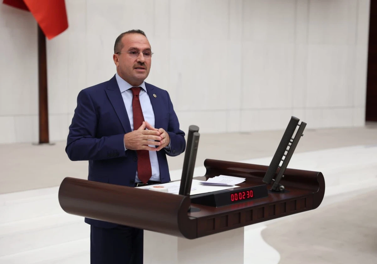 Yaşar Kırkpınar: İzmir&rsquo;in Problemleri Belediyeden Kaynaklanıyor